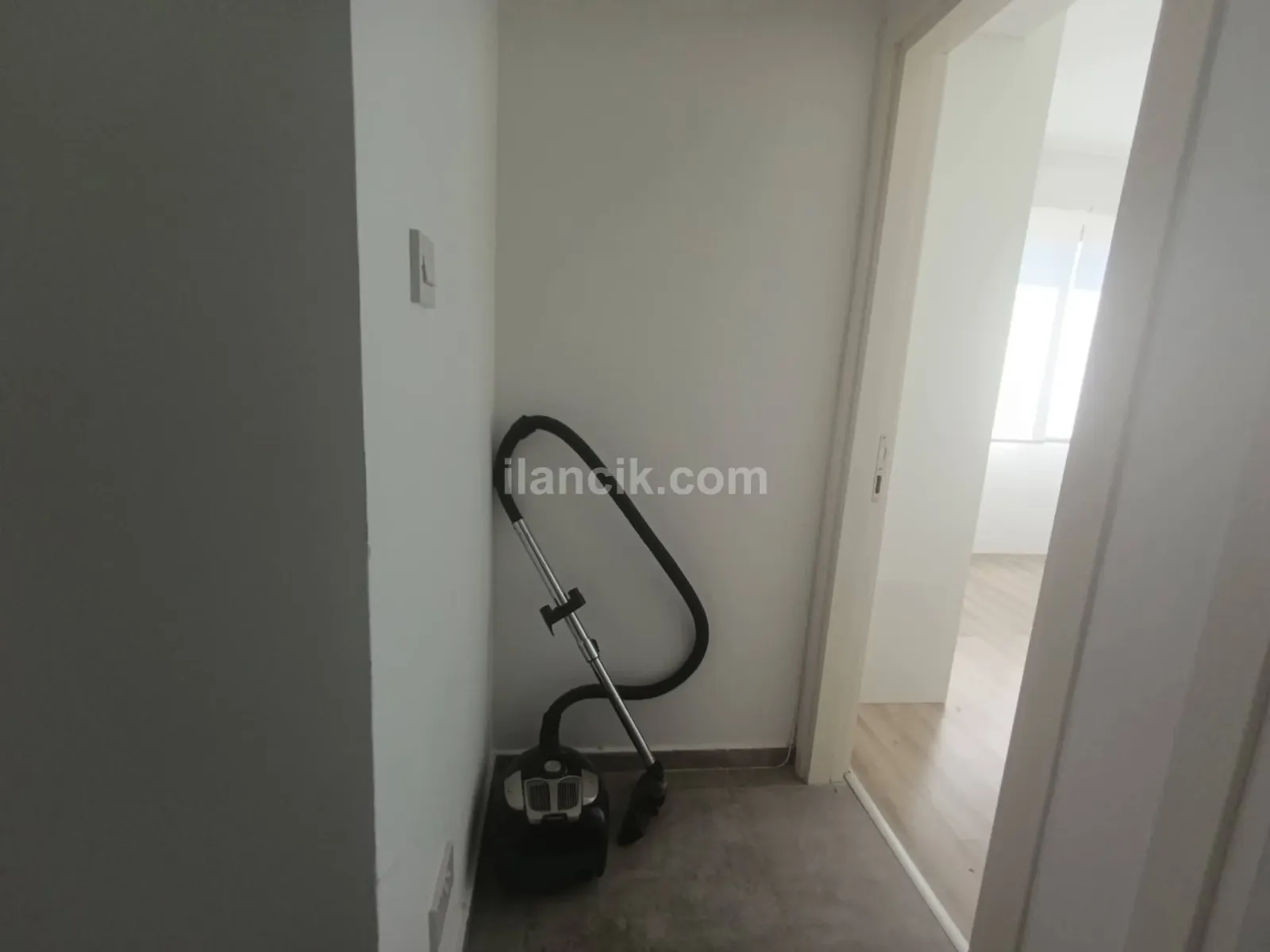Girne Barış Park yakını 2+1 eşyalı kiralık daire  - 6