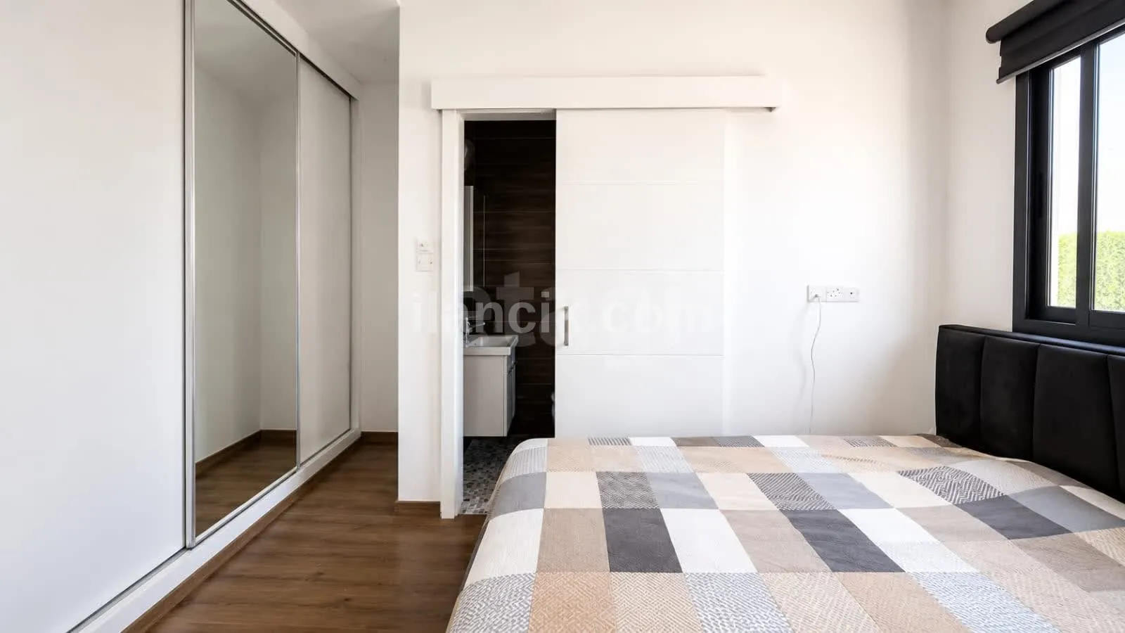 4+1 Villa, Yeni Boğaziçi - 18