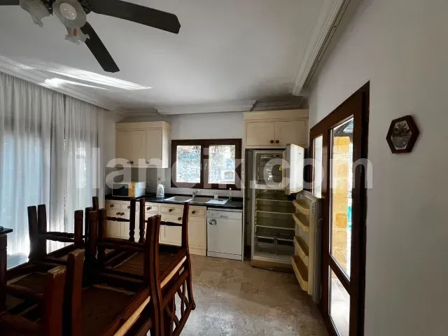Girne Alsancak'ta Havuzlu 3+1 Kiralık Villa - 12