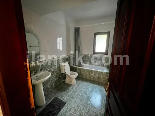 Girne Alsancak'ta Havuzlu 3+1 Kiralık Villa - 13