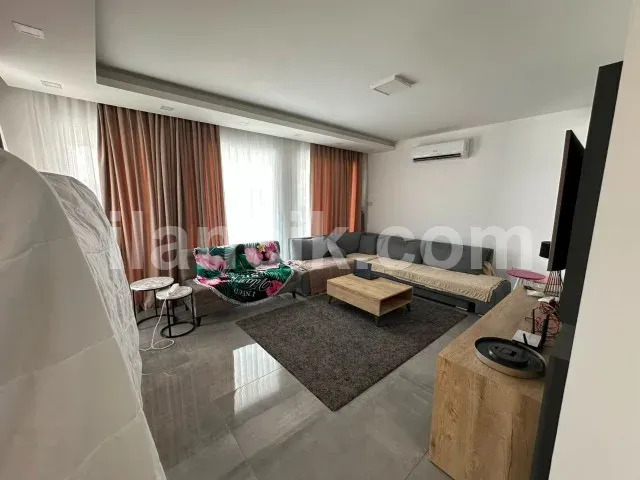İskele Long Beach'te Kiralık 3+1 Penthouse | Geniş Teras - 2