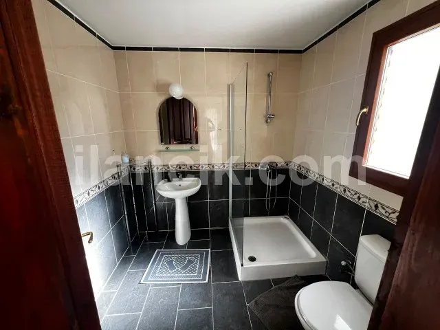 Girne Alsancak'ta Havuzlu 3+1 Kiralık Villa - 16