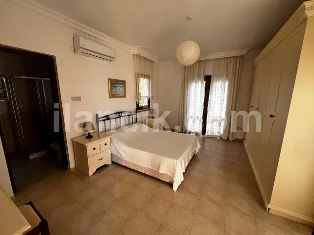 Girne Alsancak'ta Havuzlu 3+1 Kiralık Villa - 17