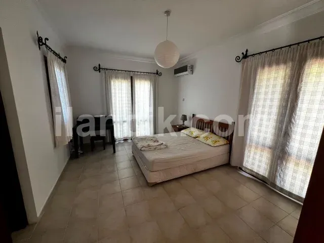 Girne Alsancak'ta Havuzlu 3+1 Kiralık Villa - 17