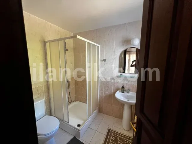 Girne Alsancak'ta Havuzlu 3+1 Kiralık Villa - 18