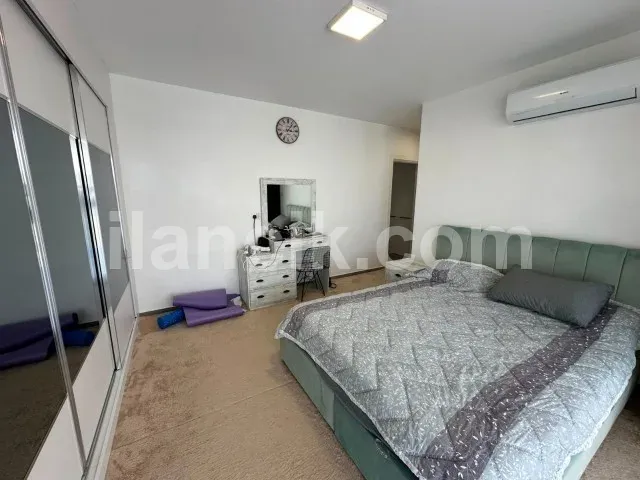 İskele Long Beach'te Kiralık 3+1 Penthouse | Geniş Teras - 6