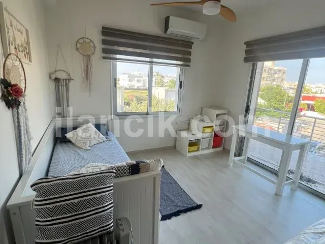 Tuzla'da Bahçeli 3+1 Tam Eşyalı Kiralık Villa - 10