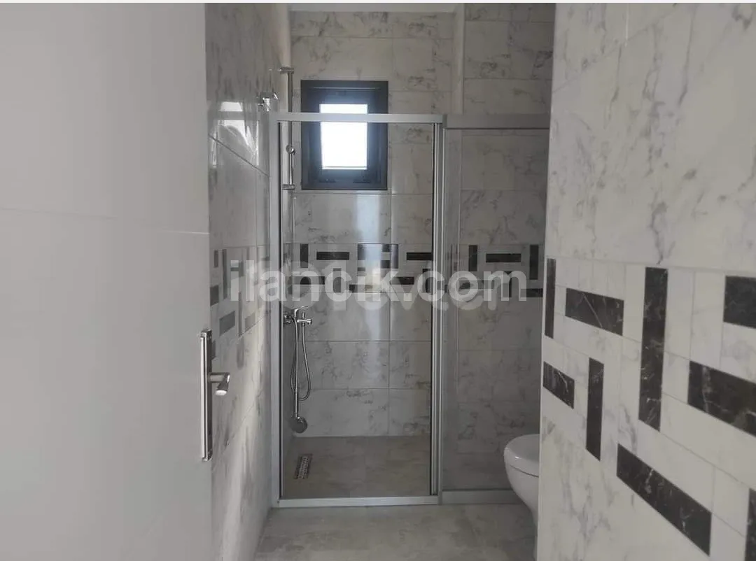 GİRNE LAPTA BÖLGESİNDE HAVUZLU SİTE İÇERİSİNDE 2+1 EŞYASIZ KİRALIK DAİRE - 5