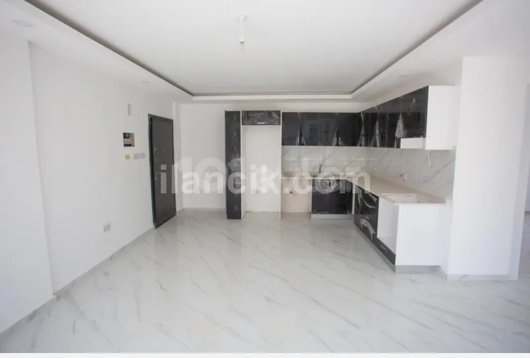 GİRNE LAPTA BÖLGESİNDE HAVUZLU SİTE İÇERİSİNDE 2+1 EŞYASIZ KİRALIK DAİRE - 7