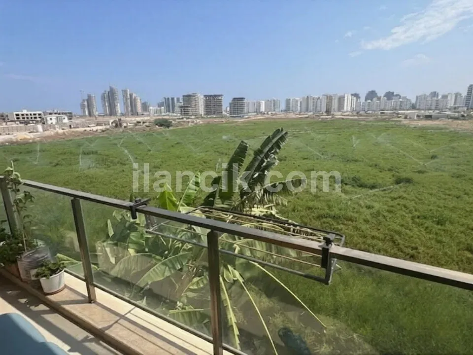 İskele Long Beach'te Satılık İki Odalı Daire - 7