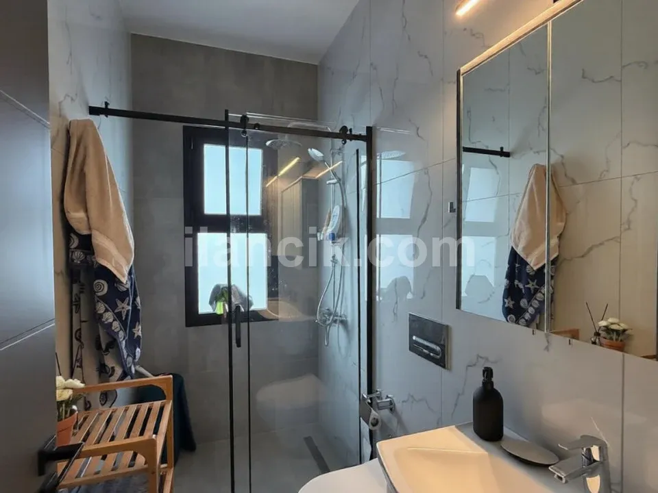 Alsancak'ta Satılık 3+1 Müstakil Bungalov - 19