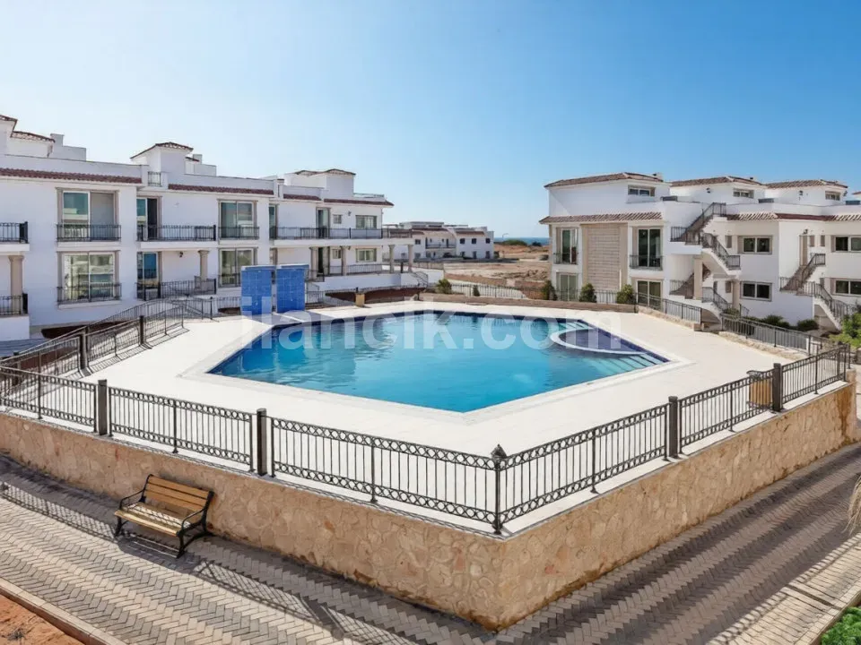 Girne Esentepe'de Satılık İki Odalı Zemin Kat Daire - 11