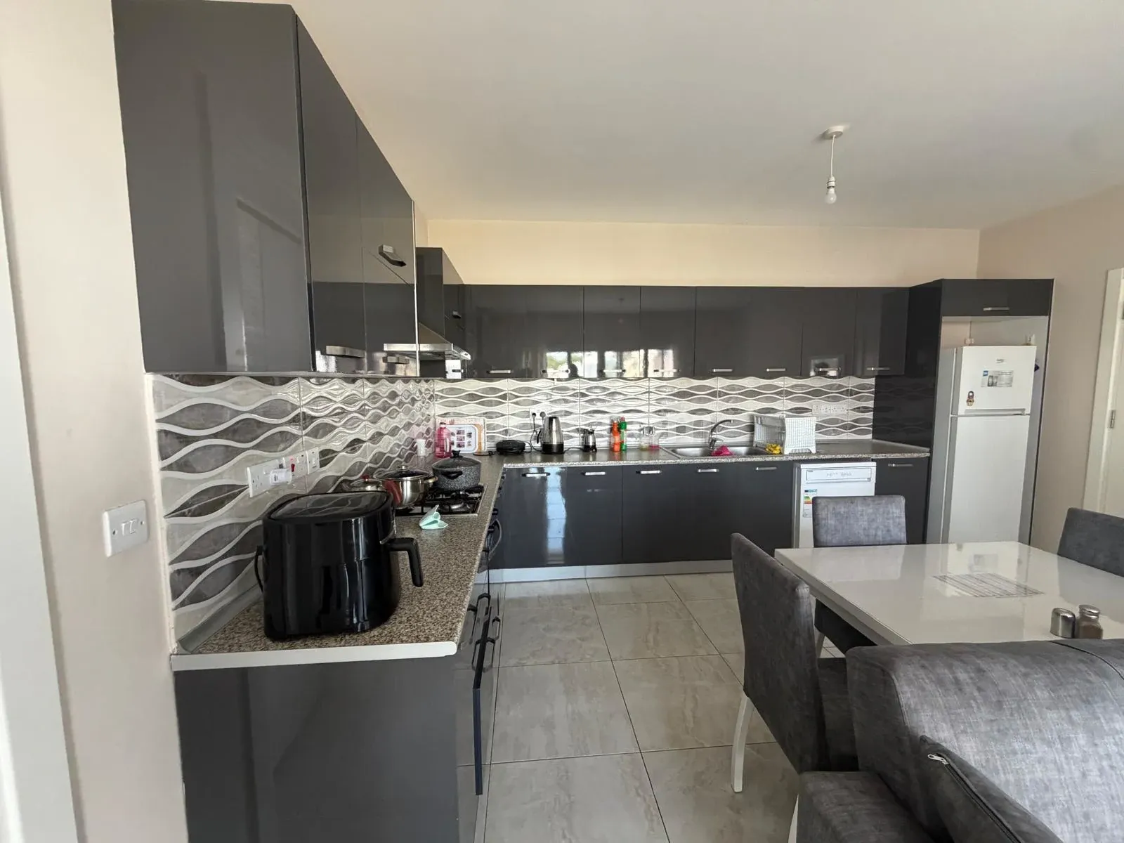 MAĞUSA KARAKOL BÖLGESİNDE 2+1 KİRALIK DAİRE