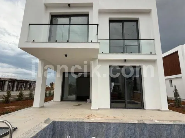 Satılık 4+1 İki Katlı Villa – Tuzla, Gazimağusa - 2