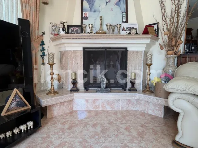 Satılık 3+1 Daire - Yukarı Girne Merkez Konumda - 3