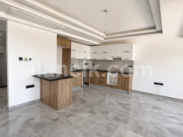 Lapta'da Satılık İkiz Villa - 2 Yatak Odalı - 5