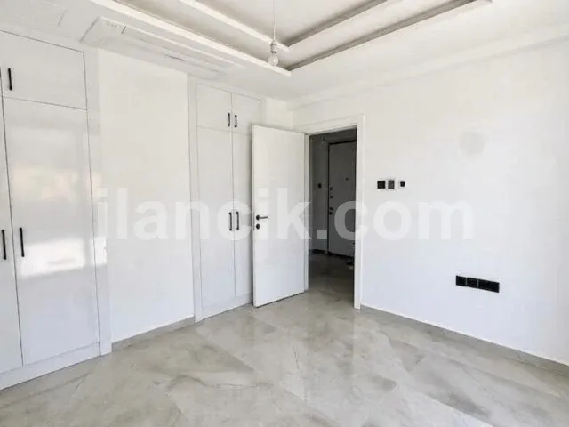 Lapta'da Satılık İkiz Villa - 2 Yatak Odalı - 11