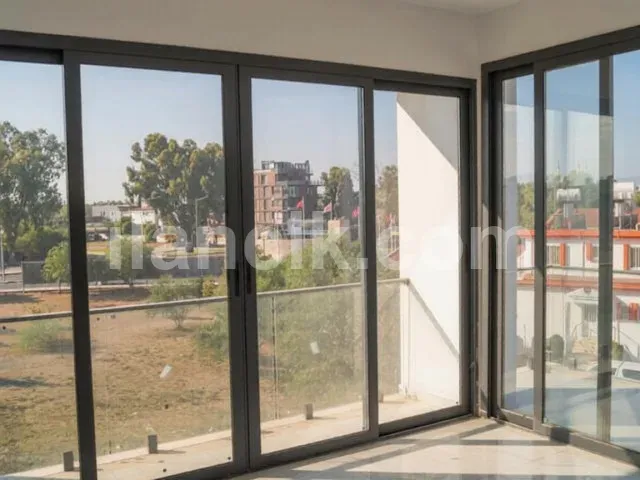 Lefkoşa Ortaköy'de Satılık İki Odalı Daire - 3