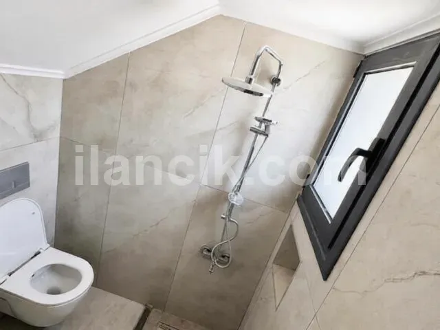 Lapta'da Satılık İkiz Villa - 2 Yatak Odalı - 20