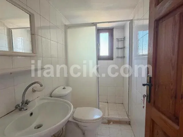 Sadrazamköy'de Satılık 3 Yatak Odalı Sahil Villası - 14