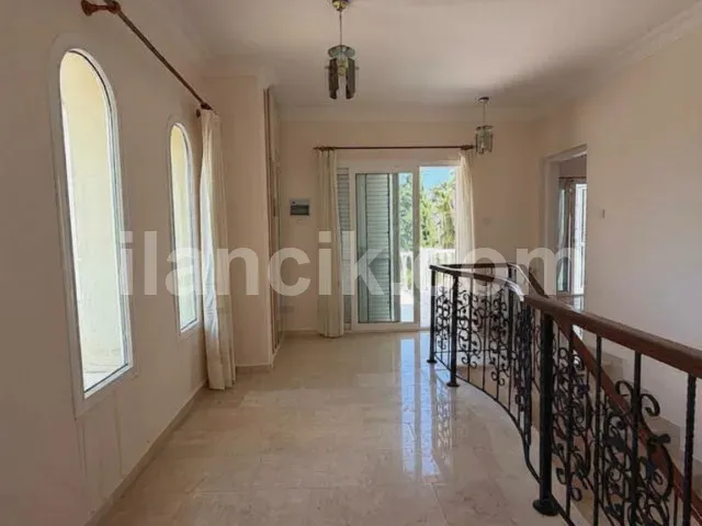 Satılık 3 Yatak Odalı Müstakil Villa - Alsancak, Girne - 12