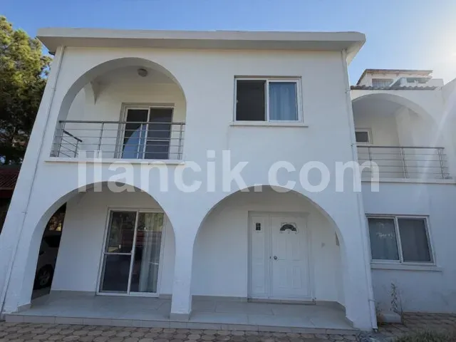 Satılık 3 Yatak Odalı İkiz Villa - Yukarı Girne, Girne - 4