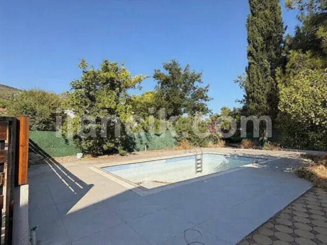 Satılık 3 Yatak Odalı İkiz Villa - Yukarı Girne, Girne - 6