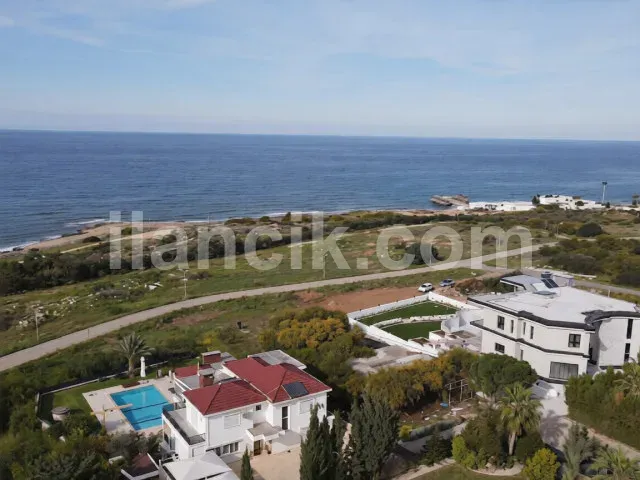 Girne Çatalköy'de Satılık 1330 m² İmarlı Arsa