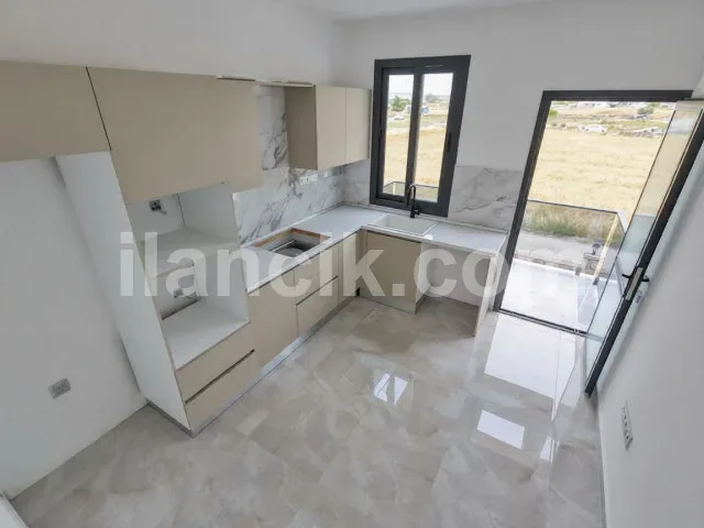 Lefkoşa Alayköy'de Satılık 3 Yatak Odalı Daire - 3