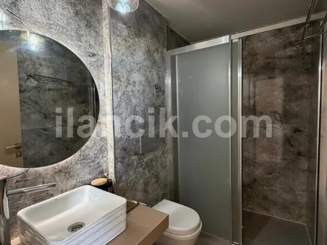 Girne Merkezde Satılık 1+1 Daire - Limana Yakın Konum - 12
