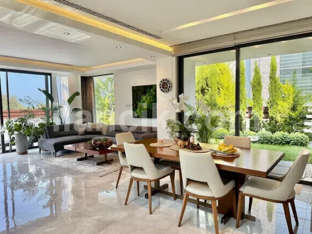 Ozanköy'de Satılık 3 Yatak Odalı Özel Havuzlu Villa - 2