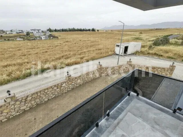 Lefkoşa Alayköy'de Satılık 3 Yatak Odalı Daire - 12