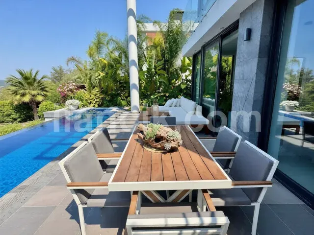 Ozanköy'de Satılık 3 Yatak Odalı Özel Havuzlu Villa - 13