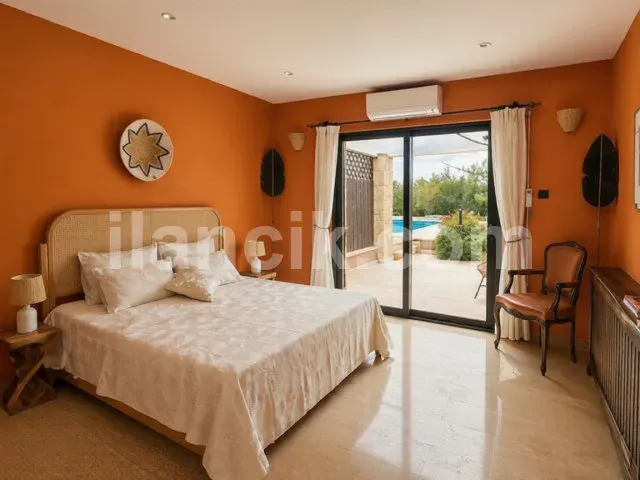Esentepe'de Satılık 3 Odalı Deniz Manzaralı Lüks Villa - 8