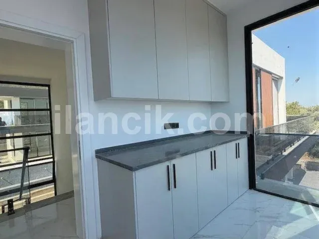 Ozanköy'de Satılık Havuzlu 3 Yatak Odalı Müstakil Villa - 6