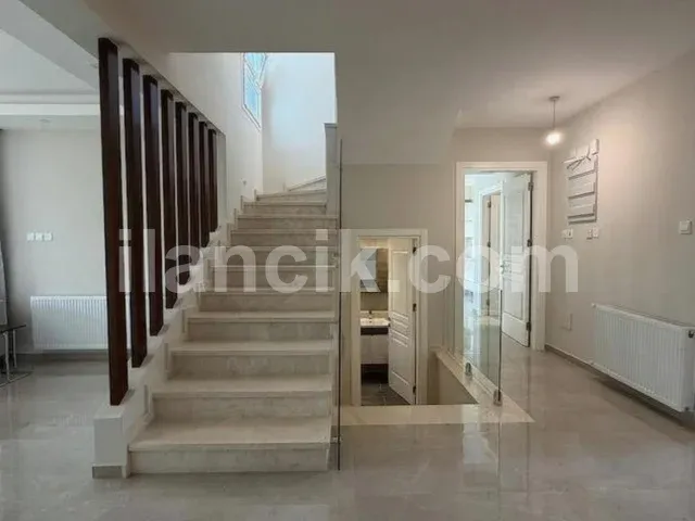 Ozanköy'de Satılık 4 Odalı Müstakil Villa - Girne - 4