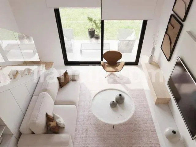 İskele Boğaz'da Satılık 1+1 Dubleks Daire - 69 m² - 3