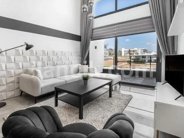 Esentepe'de Satılık Deniz Manzaralı 1+1 Daire