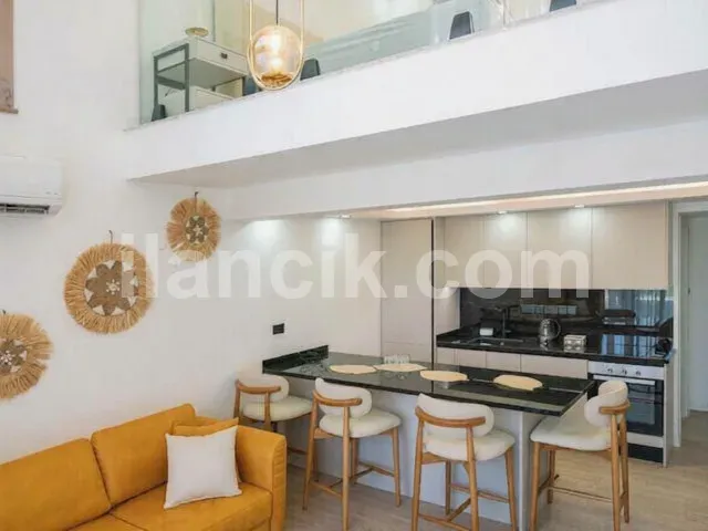 Satılık 1+1 Dubleks Daire - Karşıyaka, Girne - 2