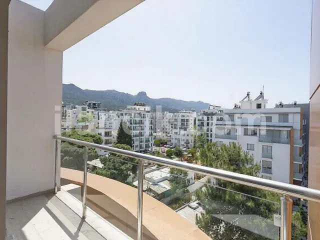 Satılık 2+1 Penthouse – Girne Merkez Konumunda - 12