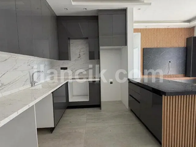 Satılık 2+1 Daire, Özel Bahçeli - Lapta, Girne