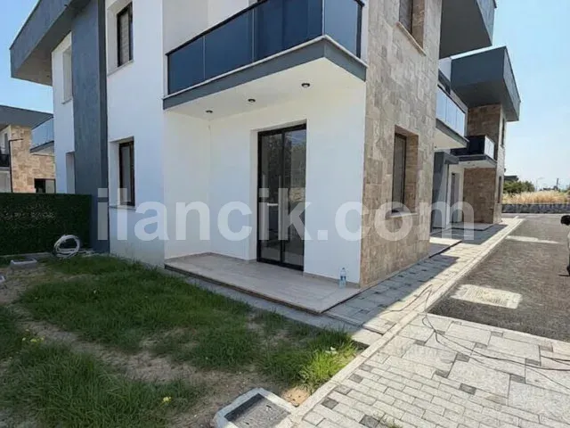 Satılık 2+1 Daire, Özel Bahçeli - Lapta, Girne - 12