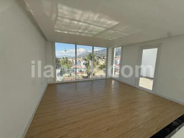 Doğanköy'de Satılık 3 Odalı Penthouse - Girne - 8