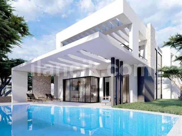 Satılık 5 Odalı Villa | Çatalköy, Girne