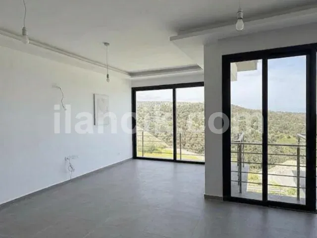 Satılık 1+1 Penthouse Daire, Bahçeli Girne - Çatı Teraslı - 2