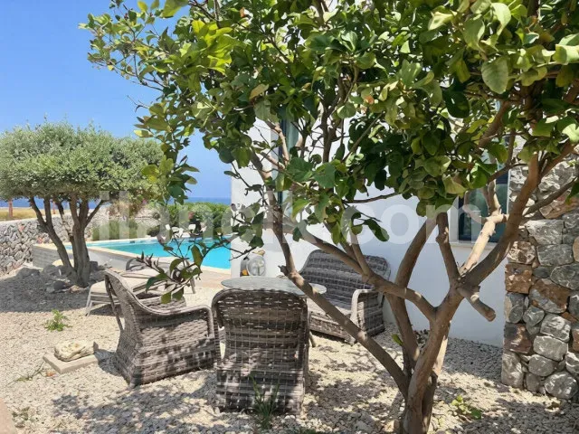 Satılık 3 Yatak Odalı Villa Küçük Erenköy, Mağusa - 4