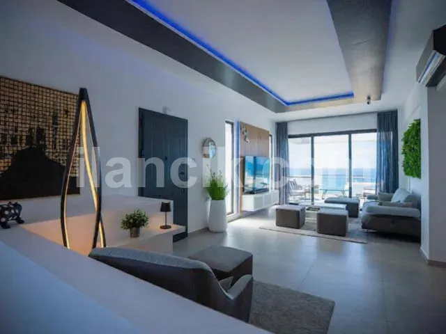 Satılık 4 Yatak Odalı Villa | Tatlısu, Mağusa - 7