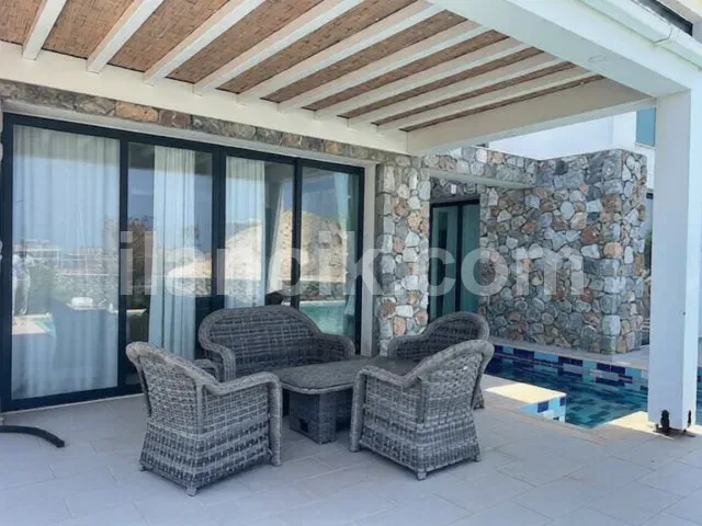 Satılık 3 Yatak Odalı Villa Küçük Erenköy, Mağusa - 7