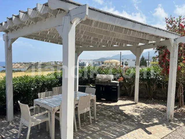 Satılık 3 Yatak Odalı Villa Küçük Erenköy, Mağusa - 8