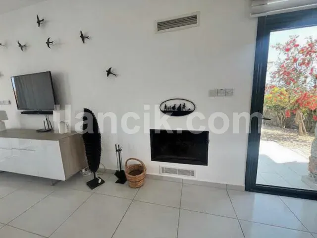Satılık 3 Yatak Odalı Villa Küçük Erenköy, Mağusa - 9